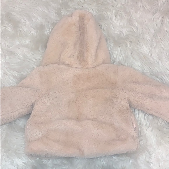 6-9 month jacket - Picture 5 of 5